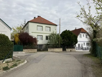 7-Zimmer-Haus kaufen in Hollabrunn – 140 m², € 429.000
