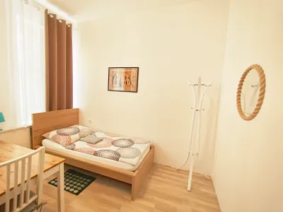 1-Zimmer-Immobilie mieten in Wien – 18 m², € 43 – Bild 1 von 13