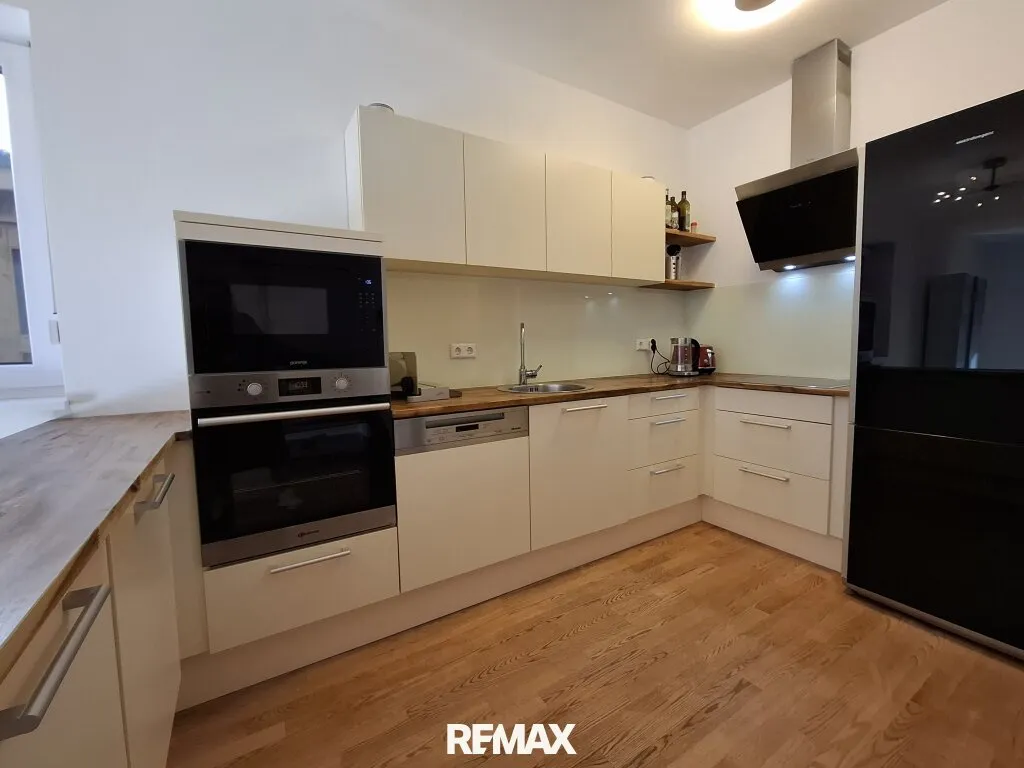 Moderne Doppelhaushälfte in St. Pölten-Süd - Wohnkomfort auf drei Ebenen - Ansicht 2