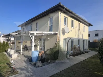 4-Zimmer-Haus kaufen in Linz Land – 115 m², € 490.000 – Bild 2 von 13