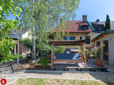 7-Zimmer-Haus kaufen in Bruck an der Leitha – 622 m², € 649.000 – Bild 2 von 16