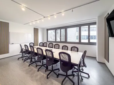 10-Zimmer-Gewerbeimmobilie mieten in Wien – 697 m², € 13.945 – Bild 2 von 18