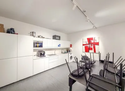 10-Zimmer-Gewerbeimmobilie mieten in Wien – 697 m², € 13.945 – Bild 11 von 18