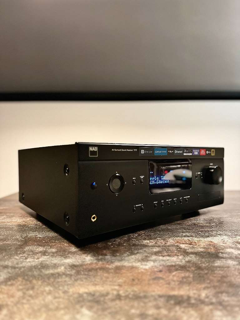 2024 NAD T758V3 AV-Receiver mit Dirac Live, Dolby Atmos