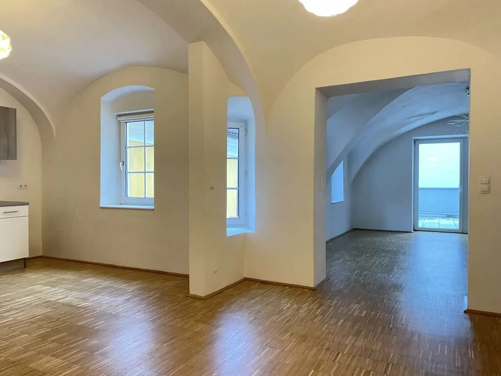 Modernes Wohnen auf großzügiger Fläche mit 4 Zimmern – pohled 3