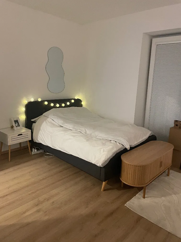 ! wieder verfügbar! Helle möblierte 1-Zimmer-Wohnung in Top Lage – pohled 3