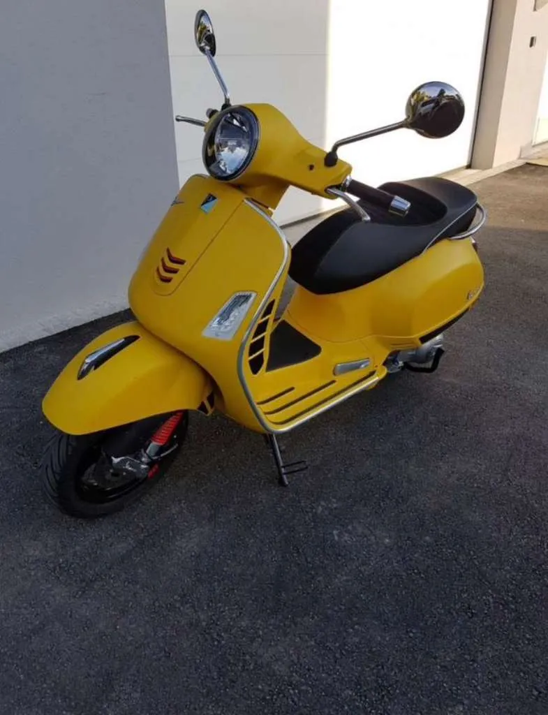 Vespa GTS