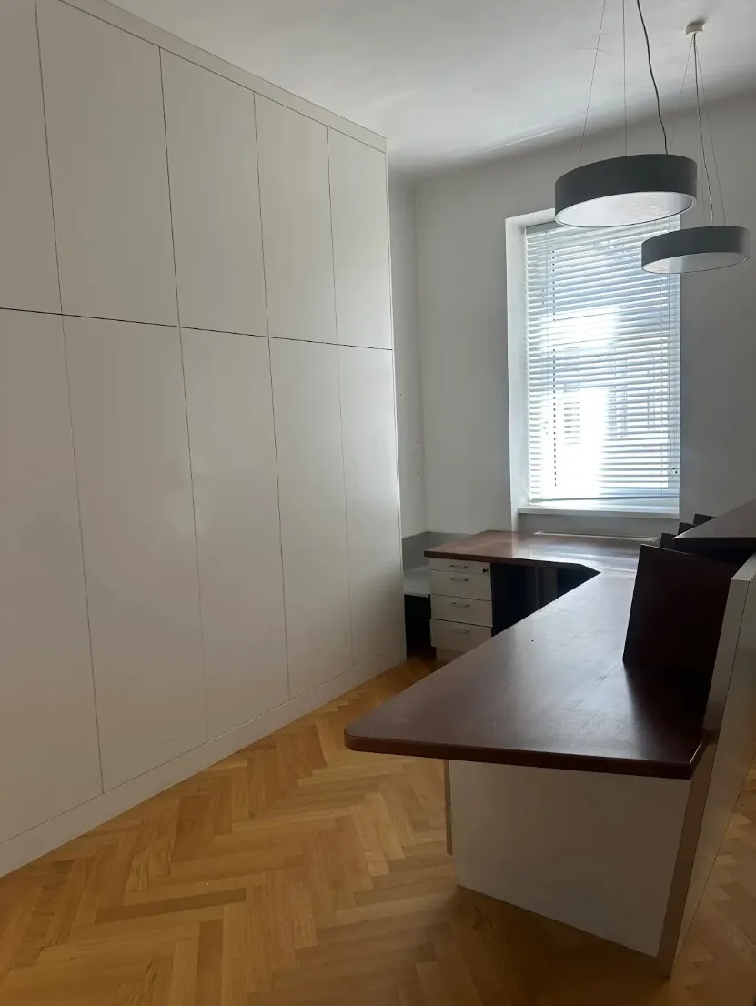 142 m² Altbaubüro | Helle Räume | Klassischer Wiener Altbau - Ansicht 2