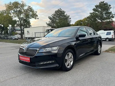 Skoda Superb 2.0 TDI Ambition / VIRTUAL COCKPIT / ACC...