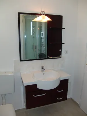 2-Zimmer-Wohnung mieten in Neunkirchen – 51 m², € 690 – Bild 2 von 7