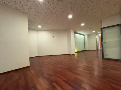8-Zimmer-Gewerbeimmobilie mieten in Wien – 346 m², € 3.030 – Bild 5 von 23