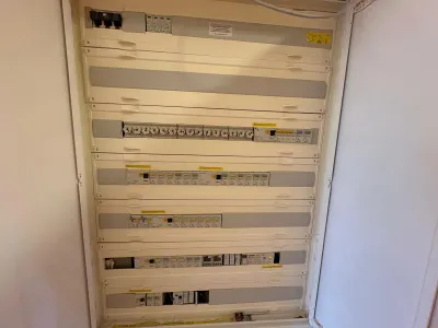 8-Zimmer-Gewerbeimmobilie mieten in Wien – 346 m², € 3.030 – Bild 22 von 23