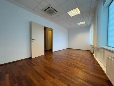 8-Zimmer-Gewerbeimmobilie mieten in Wien – 346 m², € 3.030 – Bild 8 von 23