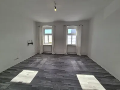 2-Zimmer-Wohnung mieten in Neunkirchen – 61,95 m², € 651 – Bild 5 von 12