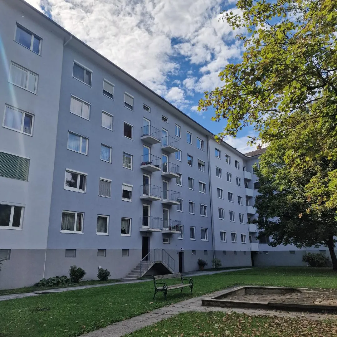 Gut aufgeteilte 4-Zimmer-Wohnung mit Balkon; barrierefreier Zugang vorhanden! - Ansicht 3