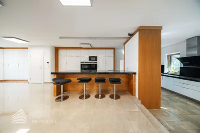 9-Zimmer-Immobilie kaufen in Wiener Neustadt – 248,34 m², € 995.000 – Bild 15 von 70