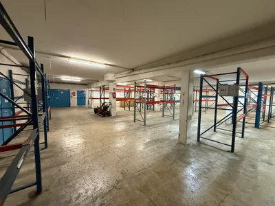 Gewerbeimmobilie mieten in Wien – 1 500 m², € 8 – Bild 6 von 16