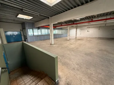 Gewerbeimmobilie mieten in Wien – 1 500 m², € 8 – Bild 3 von 16