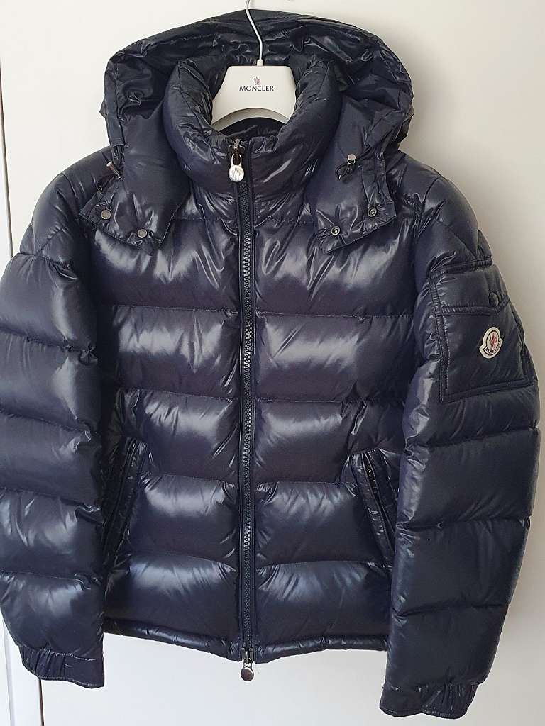 Moncler Maya deals Daunenjacke (Neuwertig mit Kleidersack und Box)