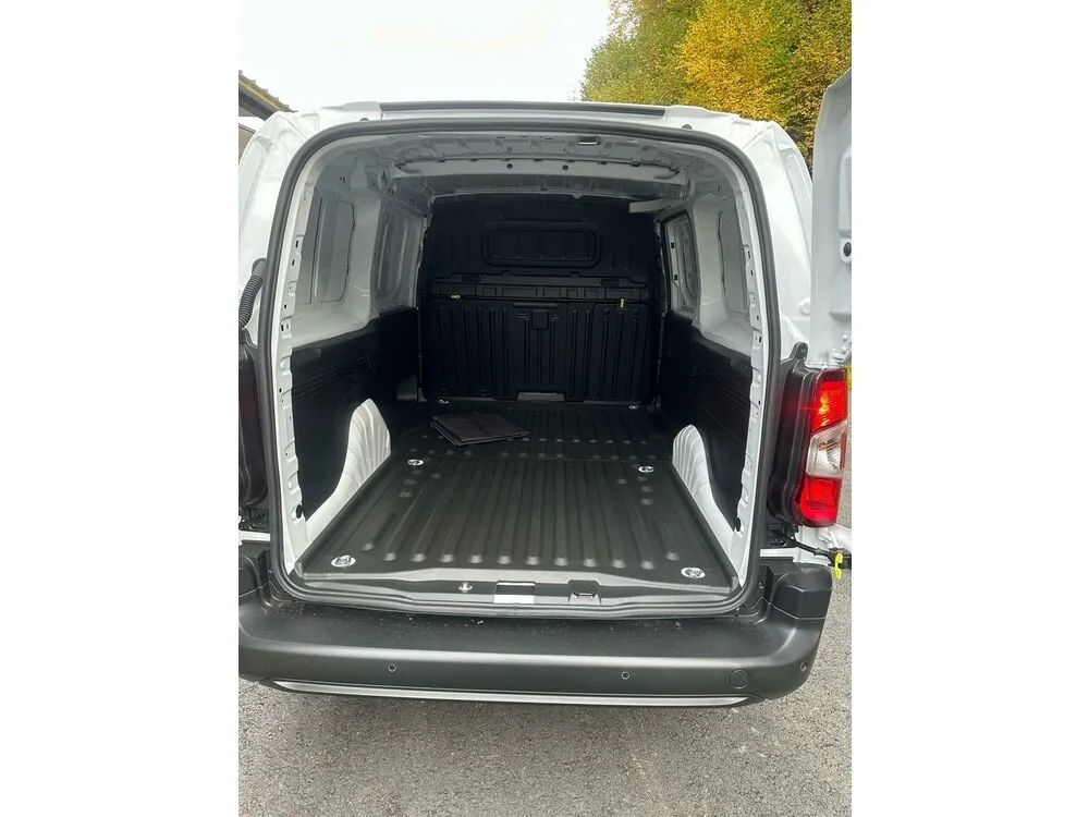 Fiat Doblò Doblo KW L2 XL 1.5 BlueHDi Transporter / Kastenwagen – Bild 5