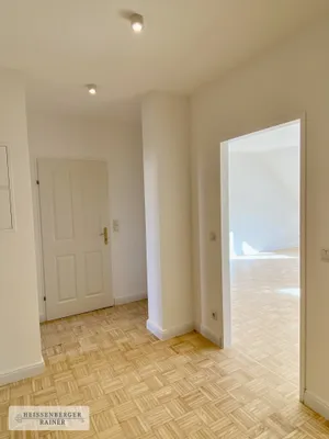 2-Zimmer-Wohnung kaufen in Graz – 65 m², € 235.000 – Bild 3 von 16