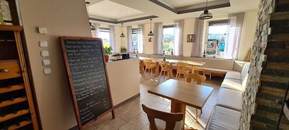 Gewerbeimmobilie mit Gastronomie und Wohnanteil in Stadtnähe - Ansicht 3