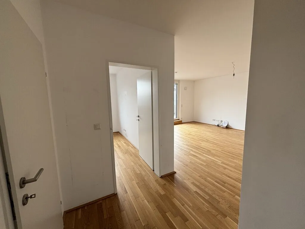 3-Zimmer-Wohnung mit Balkon, 70 m², Landstraße, Landstraße