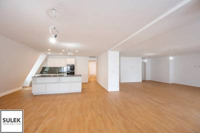 Blick zum Stephansdom: 3-Zimmer-Wohnung mit großem Wohnsalon in Toplage – Bild 2