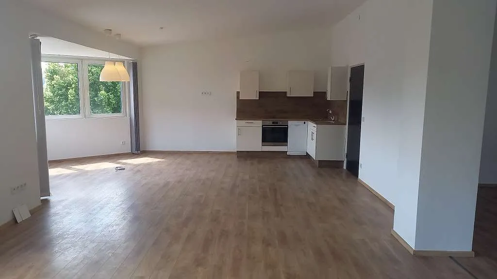 148 M2 (teilbar) BÜRO-PRAXIS-THERAPIERÄUME ZU VERMIETEN (teilbar) - Ansicht 2