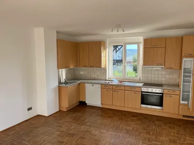 Grünlage am Stadtrand: Helle 2-Zimmerwohnung – Bild 2