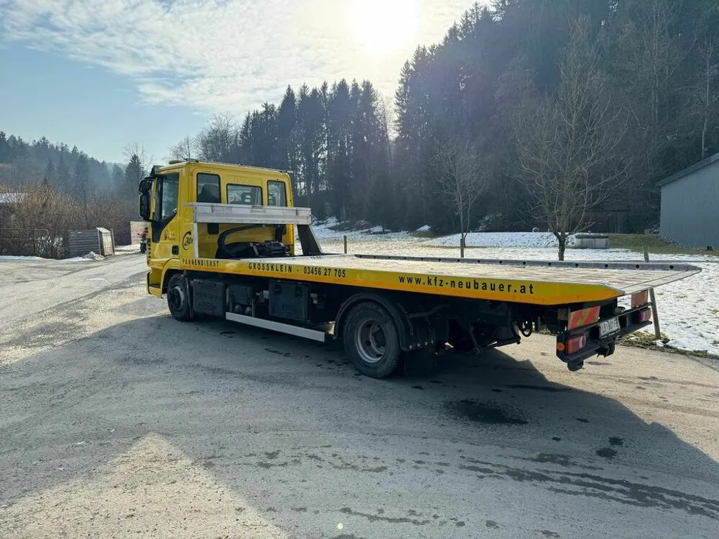 IVECO Abschleppwagen Netto €65800- Transporter / Kastenwagen – Bild 5