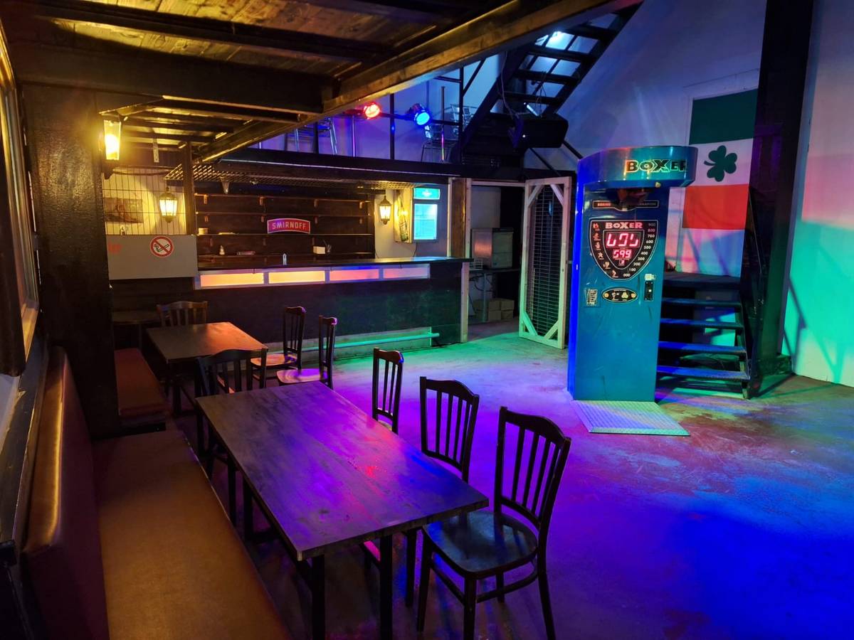 Innenstadtlokal / Pub / Bar / Club / Disco, Wiener Neustadt