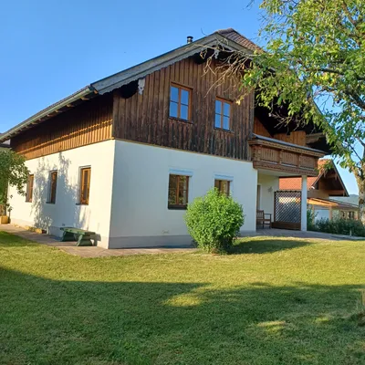 Haus mieten in Vöcklabruck – 140 m², € 1.200 – Bild 1 von 19