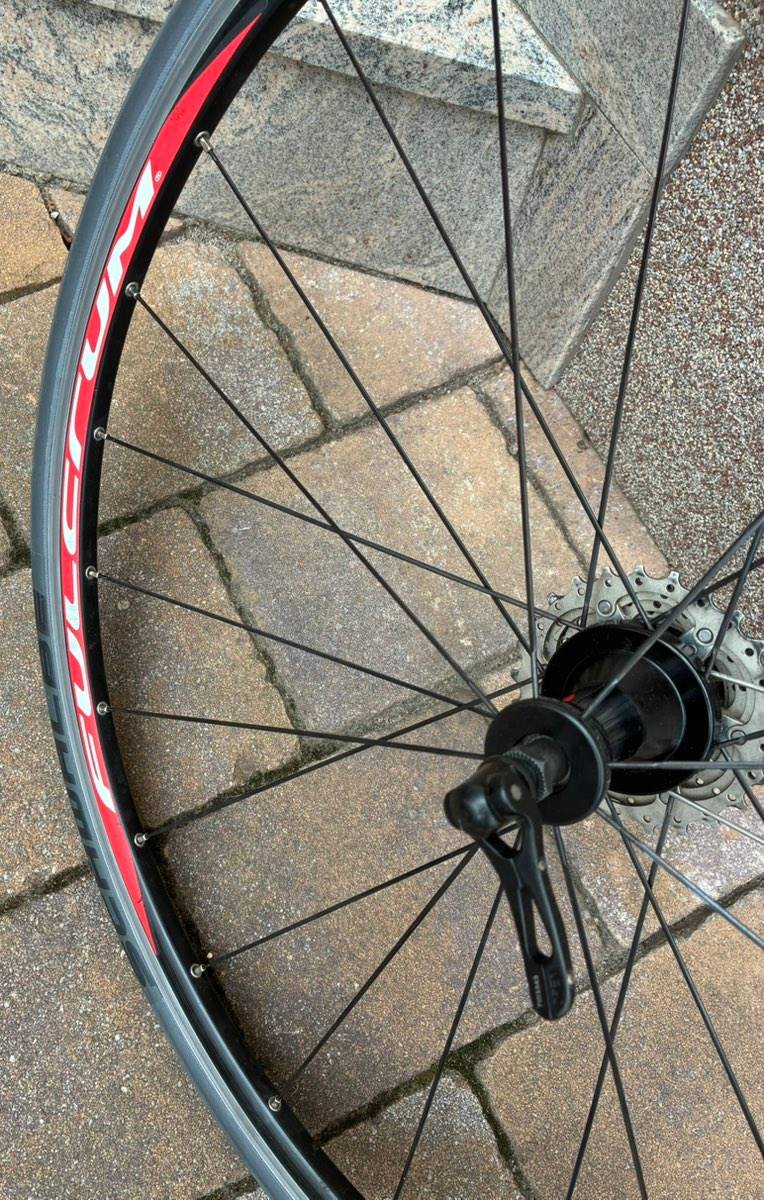 Laufrad Rennrad hinten,  50,- (9020 Klagenfurt) - willhaben