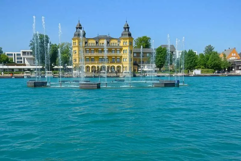 Villa in Velden am Wörthersee - Seenähe - Ansicht 3