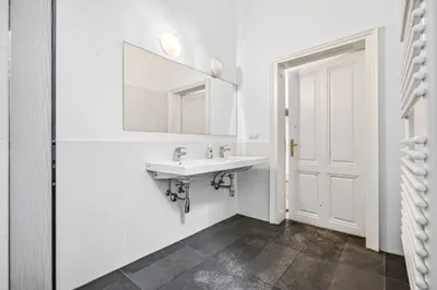 9-Zimmer-Gewerbeimmobilie mieten in Wien – 319 m², € 21 – Bild 35 von 38