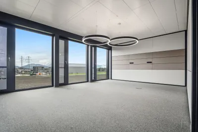 3-Zimmer-Gewerbeimmobilie mieten in Dornbirn – 450 m² – Bild 2 von 33