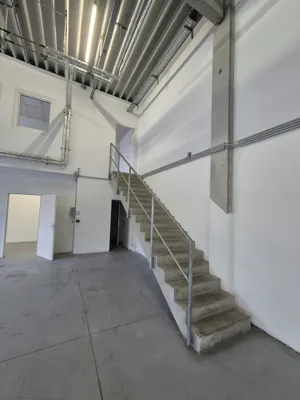 Gewerbeimmobilie mieten in Baden – 205 m², € 1.754 – Bild 3 von 9