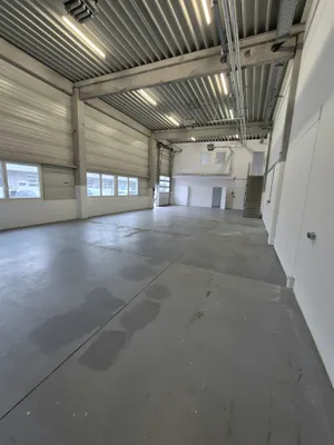Gewerbeimmobilie mieten in Baden – 205 m², € 1.754 – Bild 2 von 9