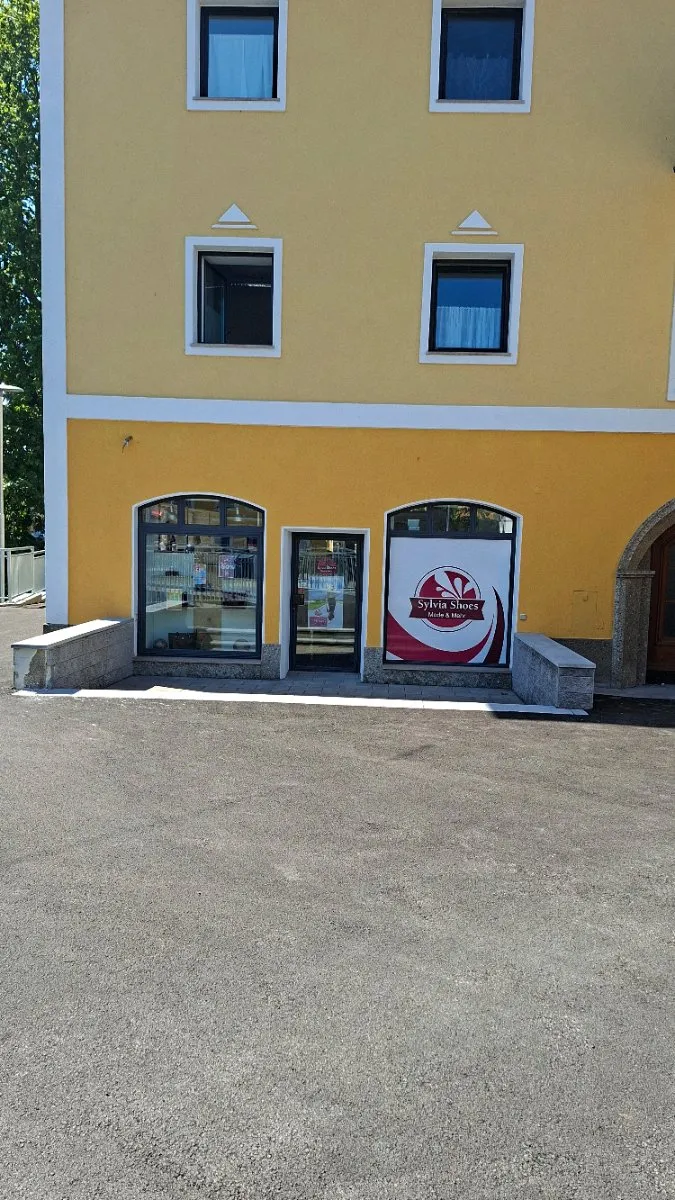 120 m² Geschäftsfläche im Zentrum von Straßwalchen zu vermieten - Ansicht 3