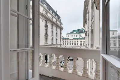 Wohnung mieten in Wien – 165 m², € 7.999 – Bild 2 von 24