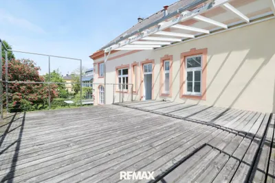 6-Zimmer-Gewerbeimmobilie mieten in Wels – 213 m², € 2.395 – Bild 2 von 14