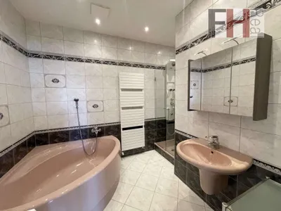 9-Zimmer-Gewerbeimmobilie kaufen in Baden – 432 m², € 995.000 – Bild 15 von 21