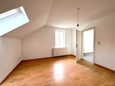 1-Zimmer-Wohnung mieten in Baden – 42 m², € 395 – Bild 1 von 11