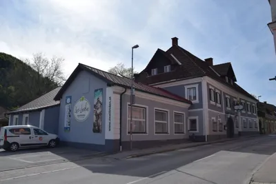 Gewerbeimmobilie kaufen in Lilienfeld – 1 088 m², € 460.000