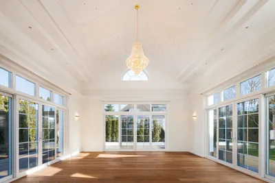 6-Zimmer-Immobilie kaufen in Baden – 260 m², € 2.880.000 – Bild 1 von 23