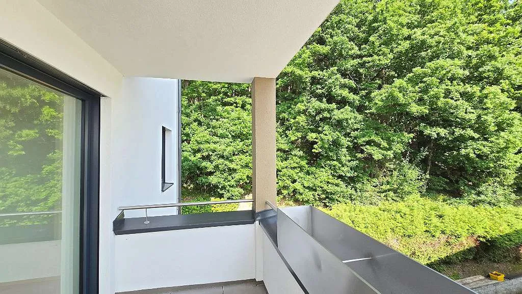 Hochwertige 3-Zimmer-Wohnung in ruhiger Lage direkt am Waldrand - Ansicht 2