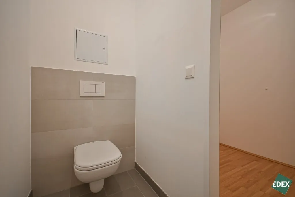 Traumhafte 1-Zimmer Wohnung mit hochwertiger Ausstattung – pohled 3