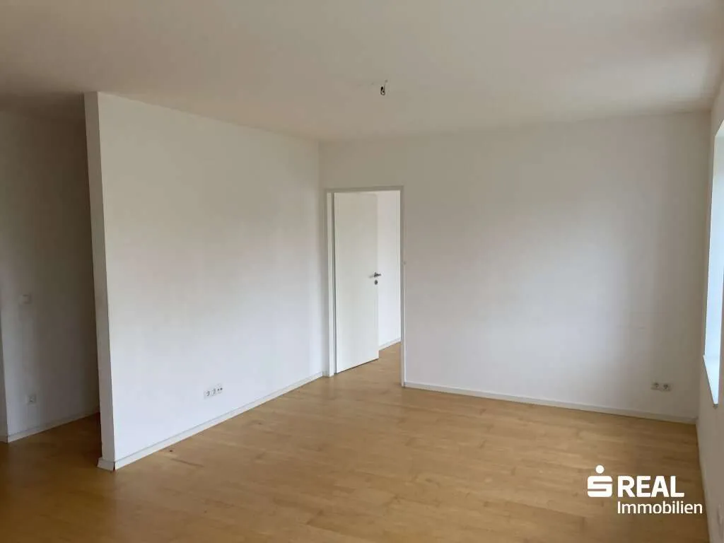 Großzügige Kanzlei/Büro/Praxis/Physio in Waizenkirchen mit Gartennutzung - Ansicht 2