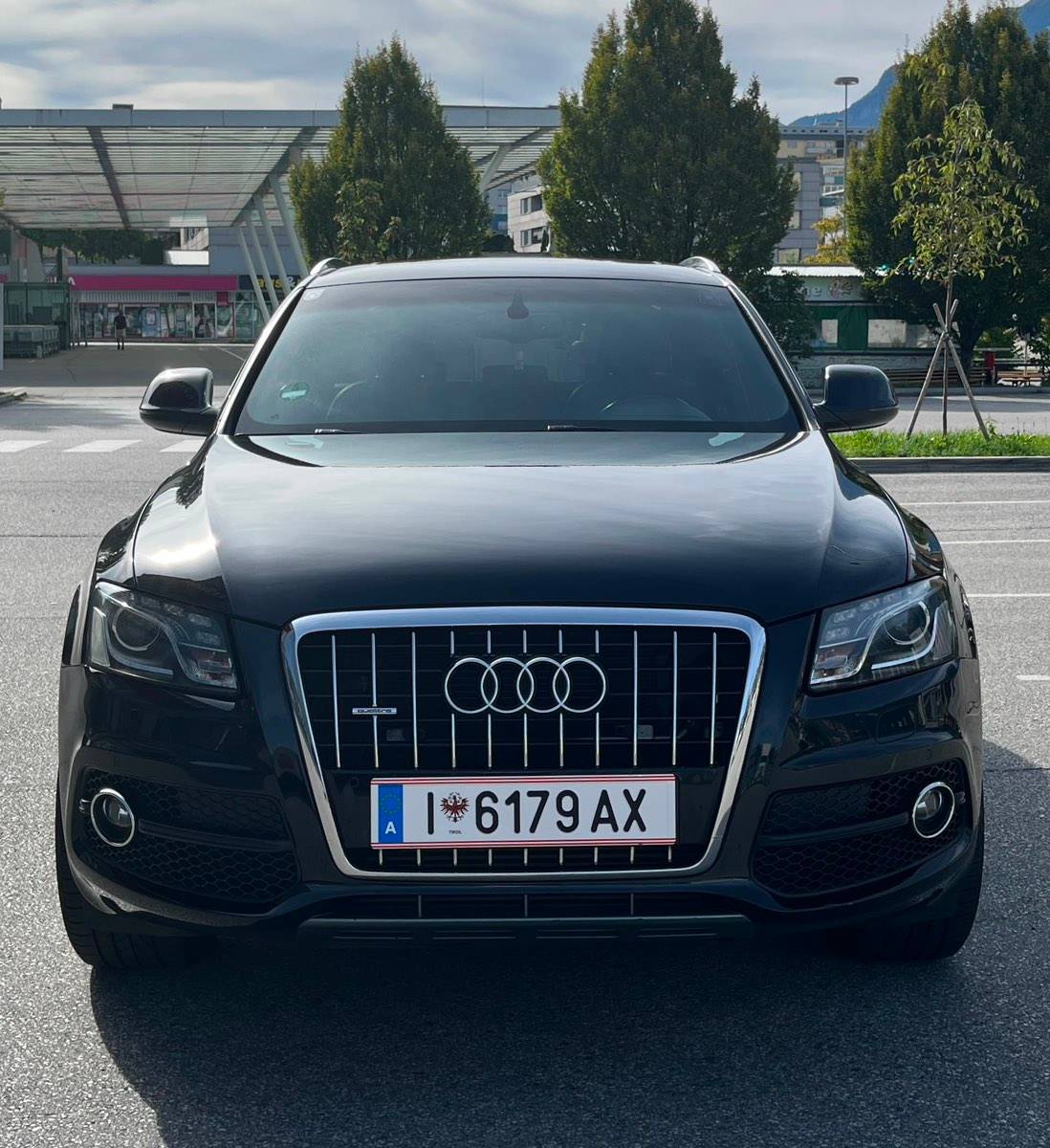 Audi Q5 2,0 TFSI Hybrid Quattro Automatik Panroamadach